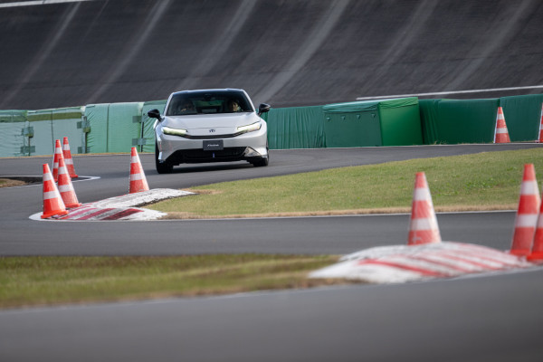 Menguji DNA Honda di Era Elektrifikasi: Review Eksklusif Honda Super One & Honda Prelude Hybrid
