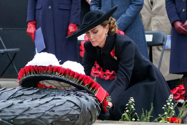 Kate Middleton Tampil Perdana di Acara Hari Gencatan Senjata