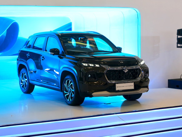 GJAW 2025: Geger Debut 10 Mobil Baru, Menguji Kesetiaan Hybrid Lokal dan Keberanian EV Harga Miring