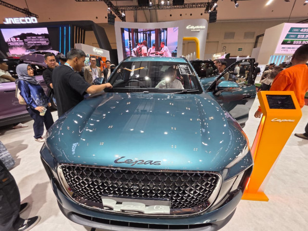 GJAW 2025: Geger Debut 10 Mobil Baru, Menguji Kesetiaan Hybrid Lokal dan Keberanian EV Harga Miring