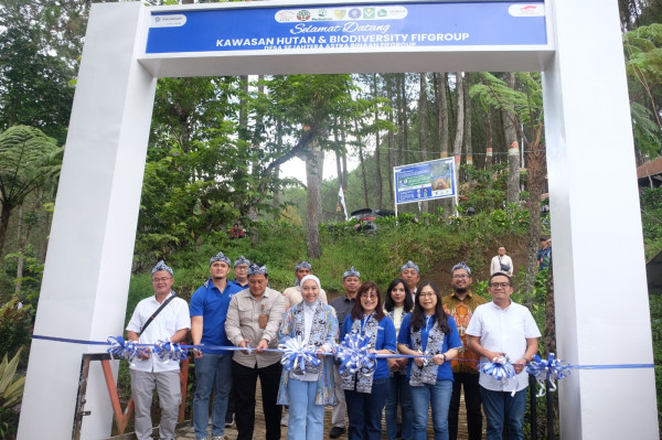 Utang Rp1,82 T Dari Luar Negeri Disulap Jadi Pembiayaan Motor Listrik & Panel Surya, Ini Strategi FIFGROUP!