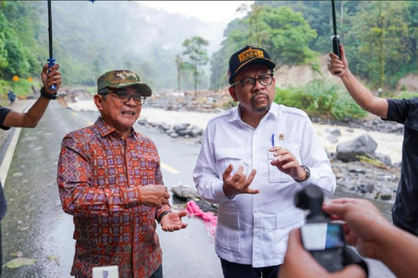 18 Jembatan Putus di Padang Pariaman Diterjang Banjir-Longsor Sumatera