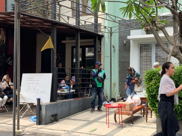 Isak Tangis Selimuti Rumah Duka Gary Iskak
