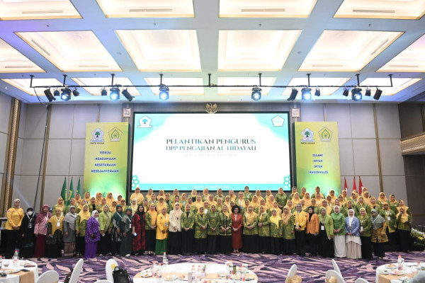 Pelantikan Pengurus DPP Al-Hidayah Jadi Momentum Penguatan Organisasi dan Kepemimpinan Perempuan