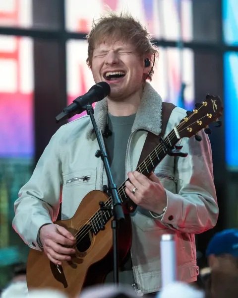 Ed Sheeran Curhat Perjuangan Menikahi Cherry Seaborn di Album Barunya