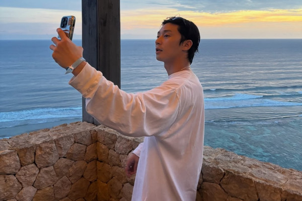 Aktor Park Seo Joon Pamer Momen Seru Liburan di Bali, Penggemar Heboh Lagi!