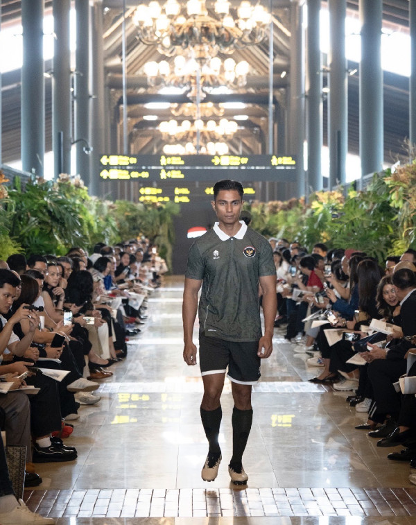 Jersey Motif Toraja Karya Didit Hediprasetyo Jadi Seragam Tim Indonesia di SEA Games 2025