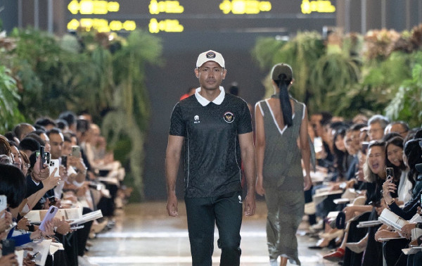 Jersey Motif Toraja Karya Didit Hediprasetyo Jadi Seragam Tim Indonesia di SEA Games 2025
