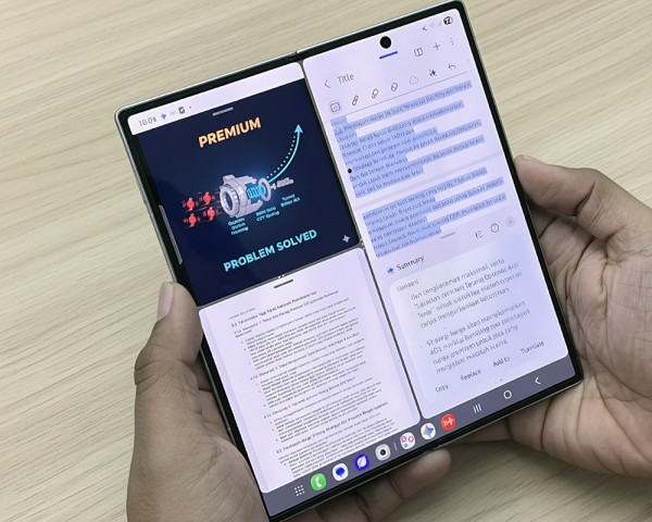 Revolusi Kreator 2030: Saat Ponsel Lipat dan Gemini AI Menggantikan Konsultan Bisnis Mahal