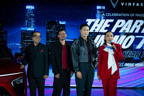 VinFast VF 7: Strategi Pesohor dan Pertaruhan Melawan Keraguan Pasar EV