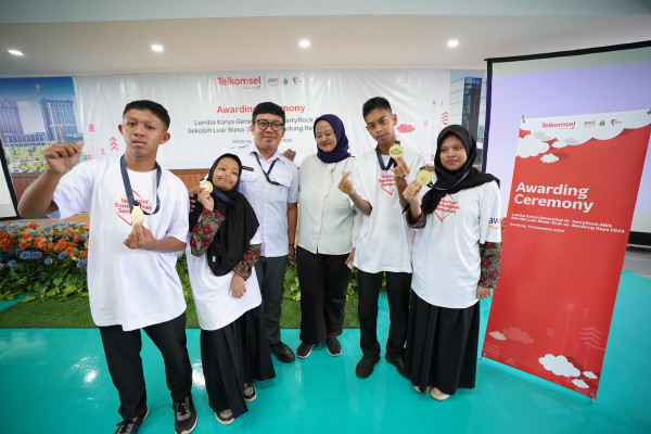 Generasi Emas yang Terabaikan Akhirnya Bersuara: AI Jadi Alat Baru bagi Ratusan Siswa SLB