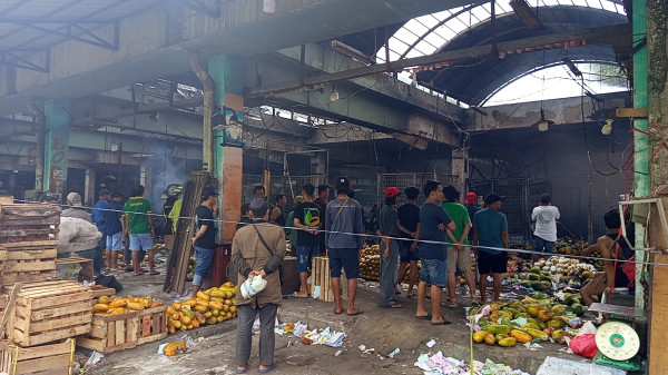 Penampakan Pasar Induk Kramat Jati setelah Kebakaran, Lapak Buah Hangus