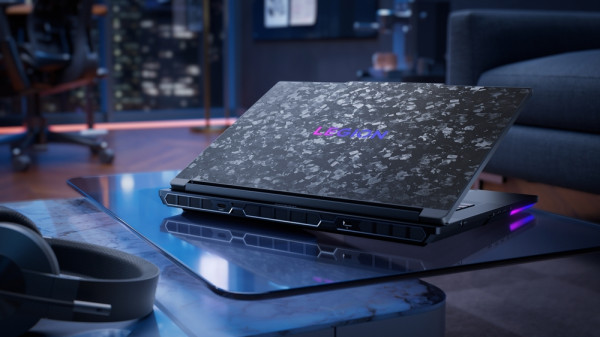 Laptop Sultan Seharga Mobil: Lenovo Legion 9i Resmi Hadir dengan Layar 3D Tanpa Kacamata dan RAM 192GB!