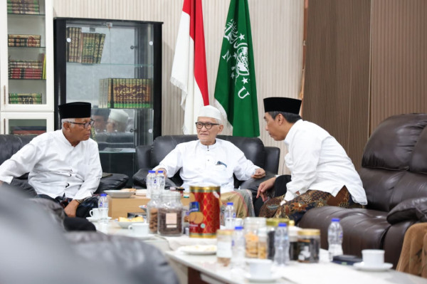 Pj Ketum PBNU Sowan ke Ploso dan Lirboyo, Rajut Sanad dan Soliditas Jamiyyah