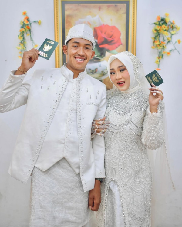 Viral! Pria di Aceh Jalan Kaki 136 Kilometer Lewati Jalan Rusak Demi Akad Nikah