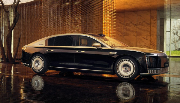Maybach Versi China Huawei Maextro S800 Gulingkan Porsche dan Mercedes-Benz di Kandang Sendiri