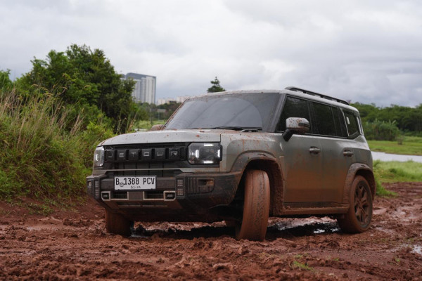 Bukan SUV Hardcore, tapi Cukup Berani: Mencoba Jetour T2 dari Medan Offroad