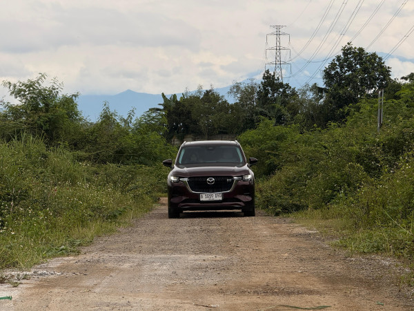 Mazda CX-80 PHEV Rp1,19 Miliar: Sang Paus Darat yang Buas di Tanjakan namun Hening di Kemacetan
