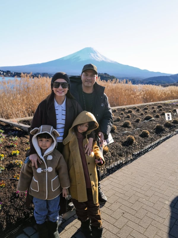 4 Artis Indonesia Pilih Liburan Akhir Tahun 2025 di Luar Negeri, Rachel Vennya dan Raffi Ahmad ke Paris!