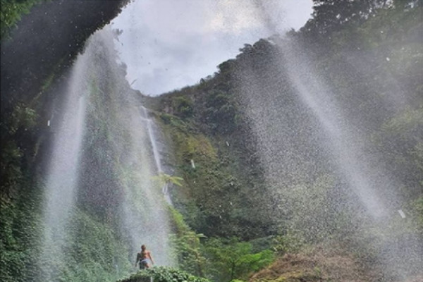 Kisah Moksa Mahapatih Gajah Mada di Air Terjun Madakaripura