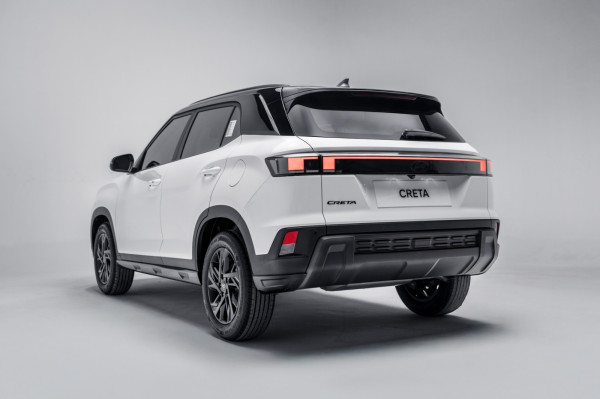 Dominasi Warna Hitam dan Fitur Baru: Hyundai New Creta Alpha Meluncur Agresif Rp455 Juta