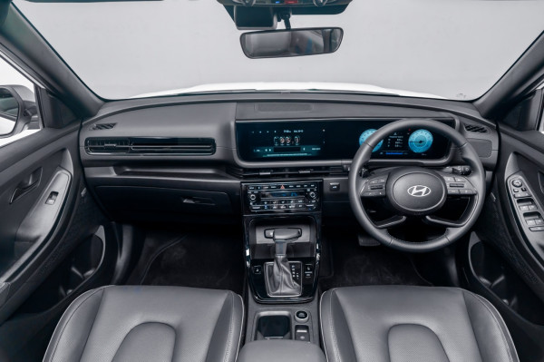 Dominasi Warna Hitam dan Fitur Baru: Hyundai New Creta Alpha Meluncur Agresif Rp455 Juta