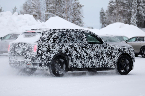 Produk China Minggir Dulu! Rolls-Royce Akhirnya Pamer Mobil Listrik