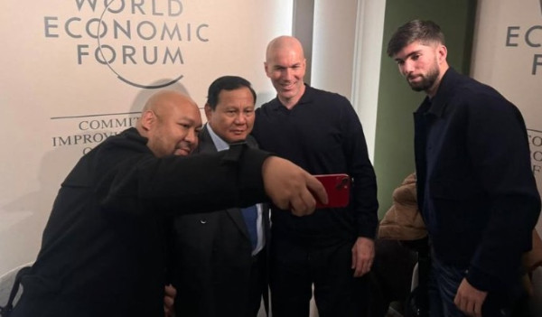 Prabowo Temui Presiden FIFA dan Zinedine Zidane di Acara World Economic Forum 2026, Bahas Apa?