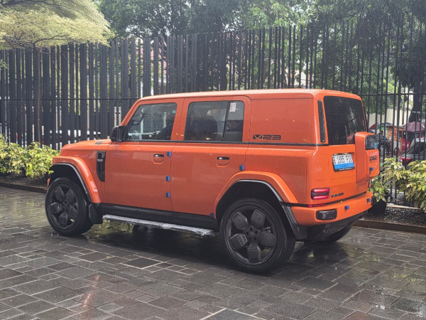 Baby Defender Pesaing J6T? iCAR Bawa SUV Listrik Retro V23 yang Bisa Dibongkar Pasang Sendiri