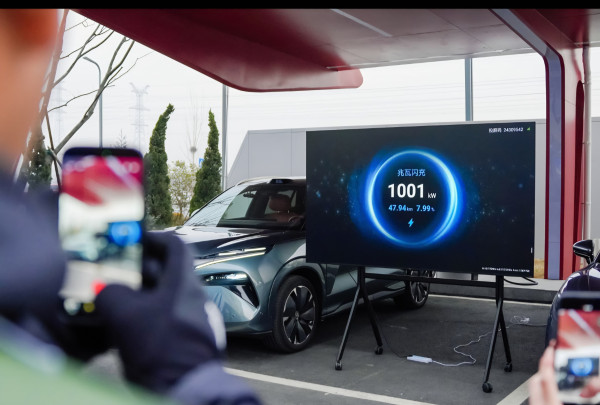 Melihat Langsung SPKLU 1.000 kW BYD di Zhengzhou: Ngecas 5 Menit Tambah 400 Km