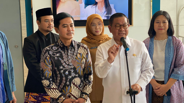 Singgung Kemacetan Jakarta Pagi dan Sore, Pramono Dorong Warga Beralih ke Transum