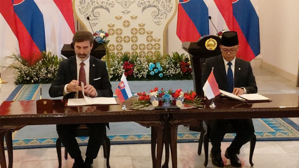 Indonesia dan Slovakia Sepakati Perjanjian Bebas Visa bagi Pemegang Paspor Diplomatik dan Dinas