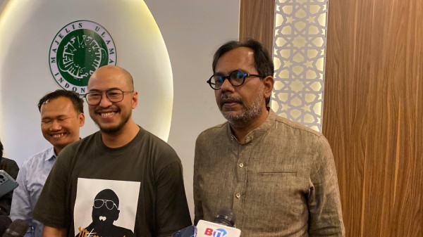 Pandji Pragiwaksono Pastikan Tak Berhenti Stand Up Comedy: Tapi Judulnya Sudah Bukan Mens Rea