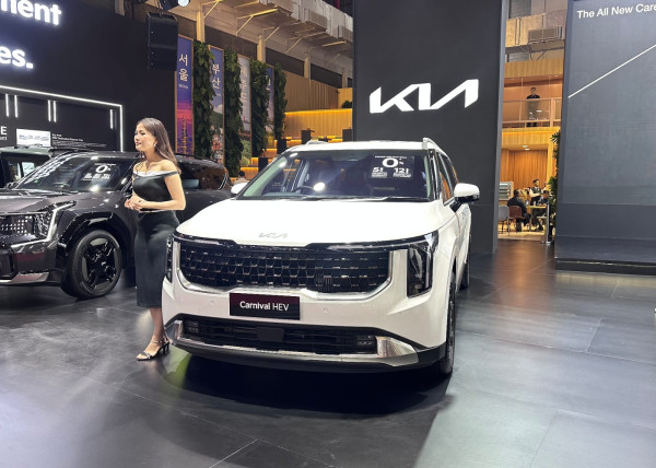 Segini Harga Semua Model Kia di IIMS 2026, Termasuk Carens Baru
