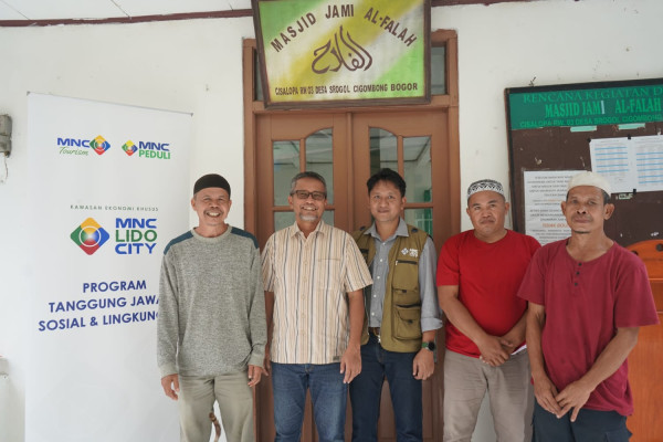 Program Peduli Masjid Terus Berlanjut untuk Kenyamanan Jemaah Masjid Al Falah Srogol