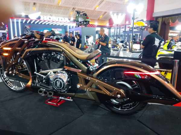 Kemenhub Sosialisasikan Sertifikasi Bengkel Kustom di IIMS 2026, Motor Modifikasi bisa Dilegalkan