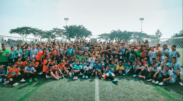Pemprov DKI Tegaskan Komitmen Perkuat Pembinaan Sepak Bola Putri Lewat MilkLife Soccer Challenge