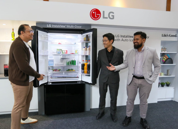 Apa Istimewanya Kulkas Rp23 Juta LG InstaView?