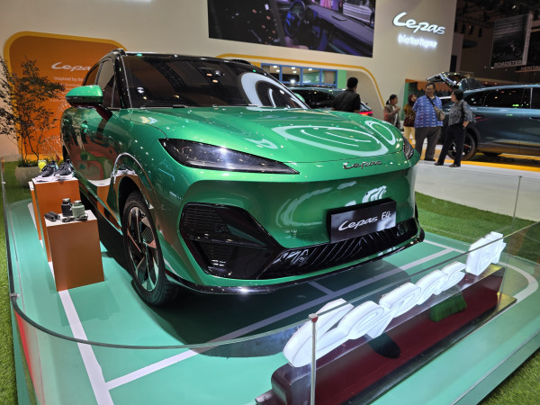 Debut Global di Kemayoran: SUV Listrik Lepas E4 Sabut Gelar Tervaforit IIMS 2026