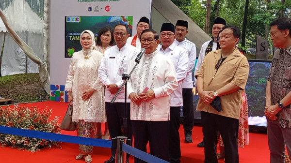 Pramono Bakal Tertibkan Lapangan Padel Bermasalah