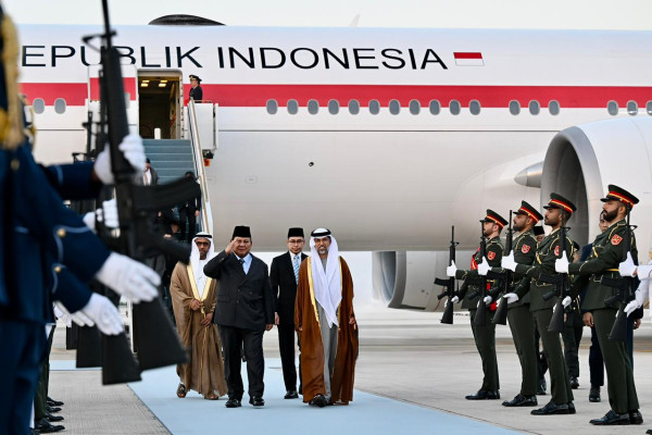 Prabowo Tiba di Abu Dhabi, Akan Bertemu Presiden MBZ