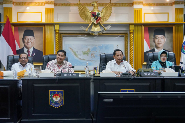 Satgas Percepatan Rehabilitasi dan Rekonstruksi Fokus Wujudkan Nol Pengungsi di Tenda