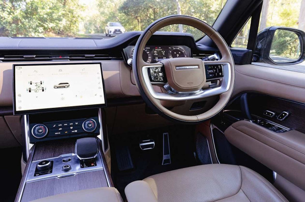 Mengenal Teknologi PHEV dan LWB di Kasta Tertinggi Range Rover 3.0 LWB Autobiography Pilihan Gubernur Kaltim