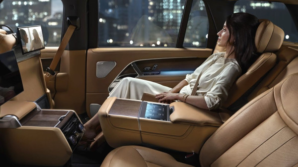 Daftar Harga Range Rover di Indonesia, Gubernur Kaltim Rudy Masud Pilih Kasta Tertinggi!