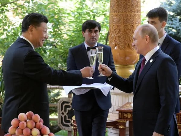 Perang Dunia III Tergantung Bantuan China dan Rusia ke Iran
