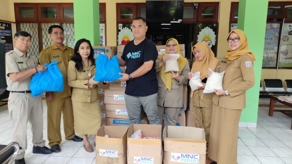 MNC Peduli Salurkan Bantuan untuk Lansia di PSTW Budi Mulia 4, Warga Panti Sosial: Terima Kasih