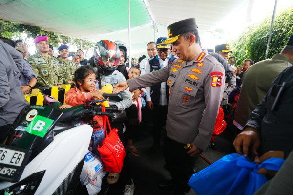 Tinjau Arus Balik Lebaran 2026 di Pelabuhan Bakauheni, Kapolri Pastikan Pemudik Aman-Selamat sampai Tujuan