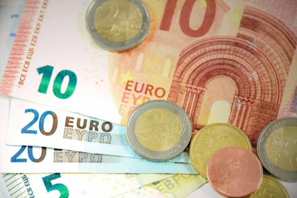 Managing International Balances: Structuring Day-to-Day Financial Access