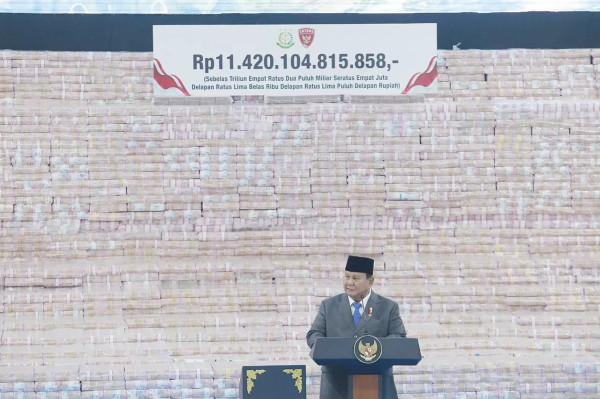 7 Berita Hukum Pekan Ini: JK Laporkan Rismon, Sahroni Diperas, hingga OTT di Tulungagung
