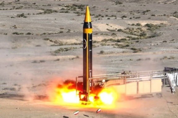 Senjata Nuklir Iran; Dilema atau Ambisi?